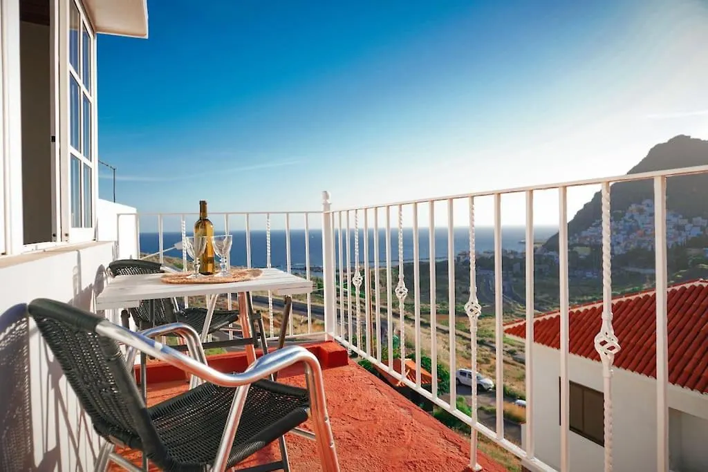 Nue Apartment Santa Cruz de Tenerife 0*,  Spain